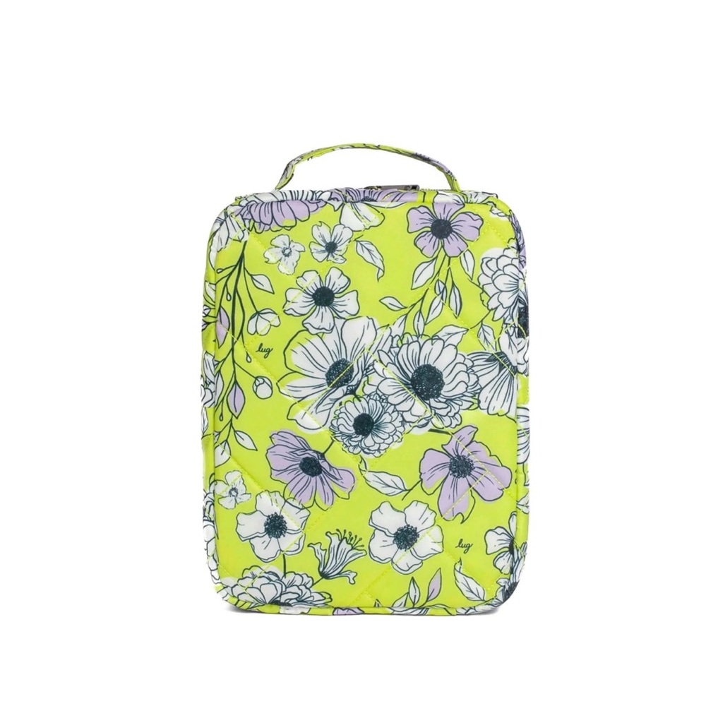Lug Wingback Hanging Toiletry Case